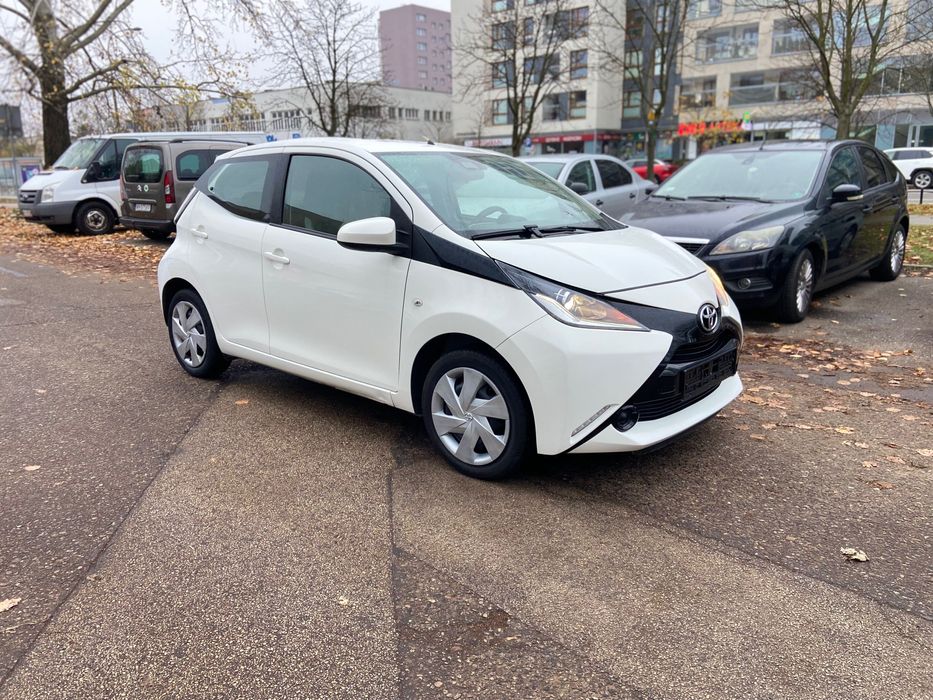 Toyota Aygo z Włoch bez rdzy , stan super