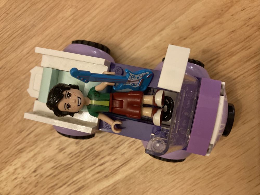 LEGO Friends - Clínica Veterinária Móvel da Emma