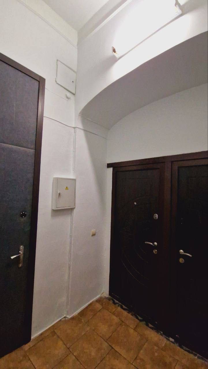 Оренда офісу: м. Київ, вул. Саксаганського, буд. 44, кв. 5