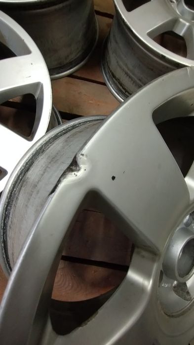 Felgi aluminiowe audi 17 , 5x112 , et 43