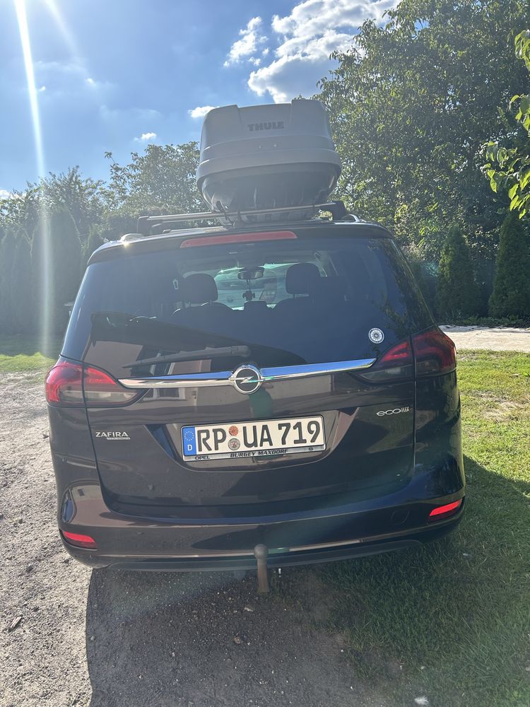 Opel zafira tourer 2014 1.4 benzyna + LPG
