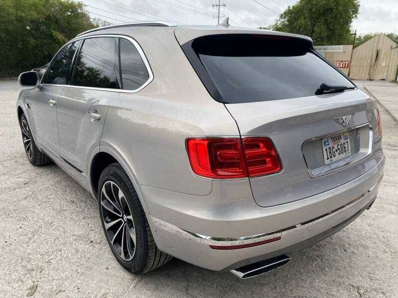 2017 Bentley Bentayga