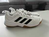 Buty adidas halowe
