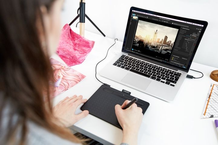 Графічний планшет Wacom Intuos S Black