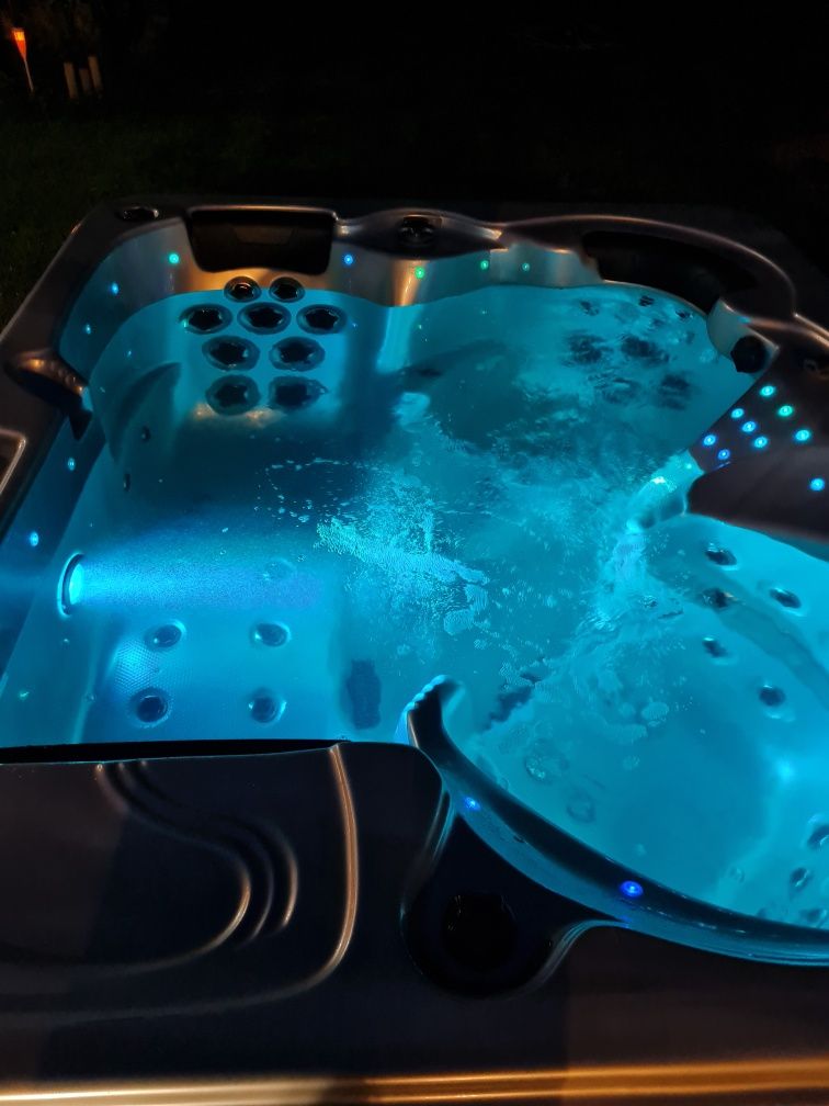 Jacuzzi SPA, wanna z hydromasażem, Balboa, Balia, Wrocław