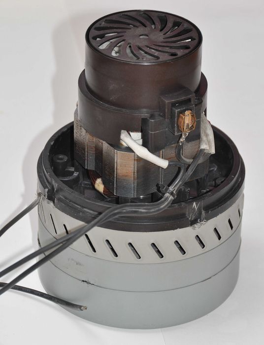 Турбина (двигатель) для поломоечных машин