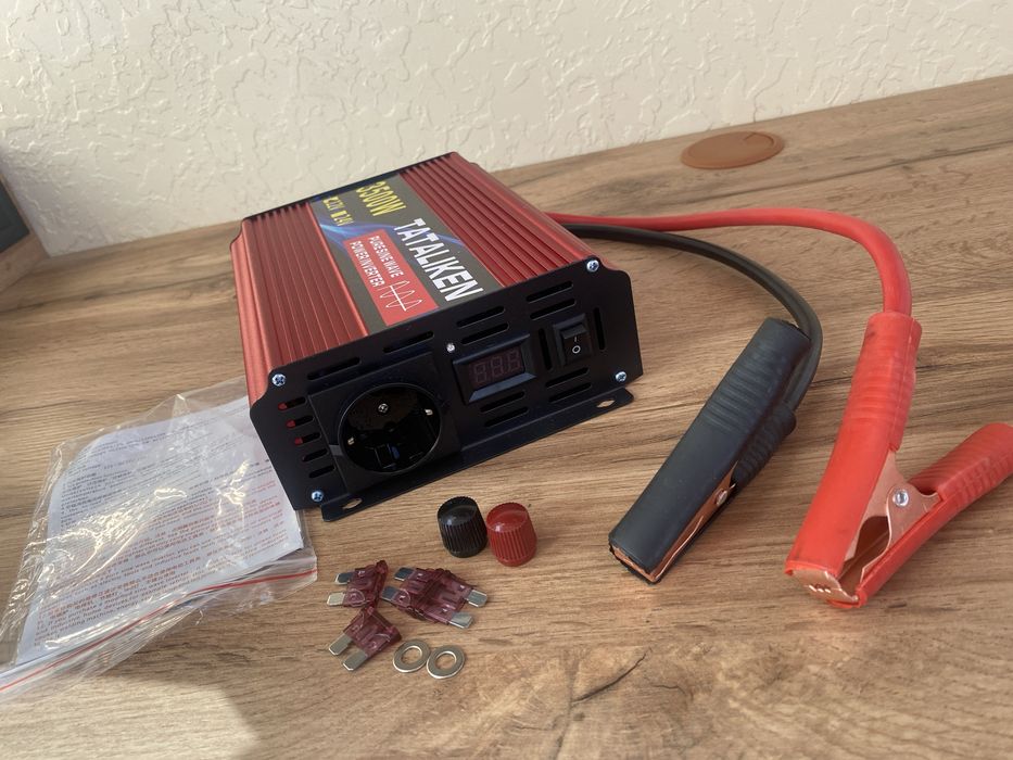 Інвертор з 12v в 220v