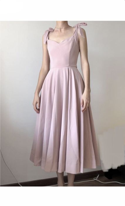 Сукня попелюшки, HerStory