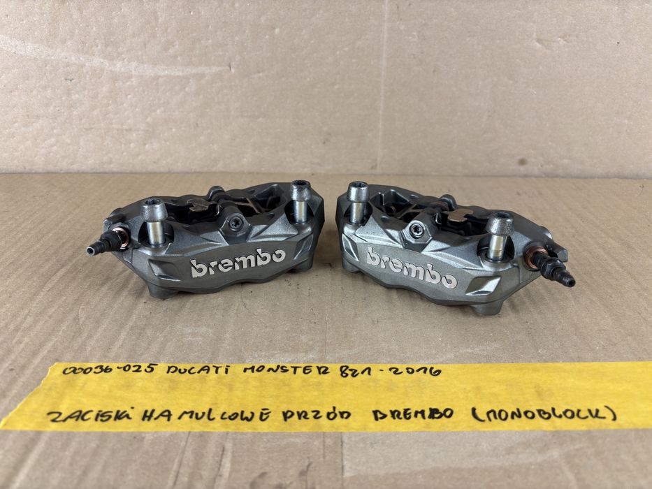 Ducati Monster 821 Zaciski Hamulcowe Brembo Klocki Hamulcowe MONOBLOCK
