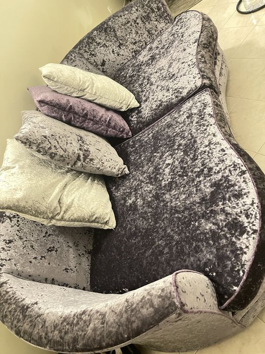 Sofá vitage , confeccionado na ingleterra.