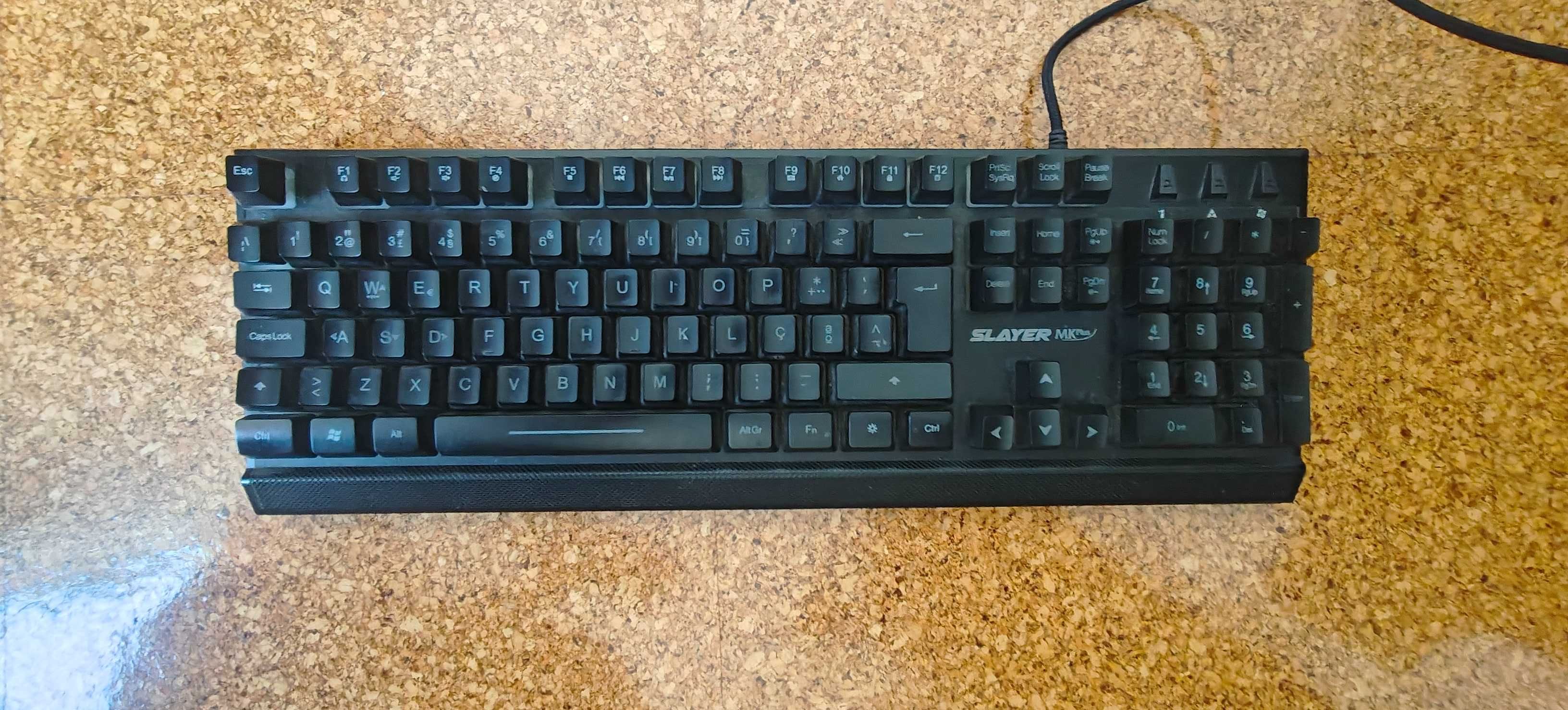 Teclado Slayer MK Plus