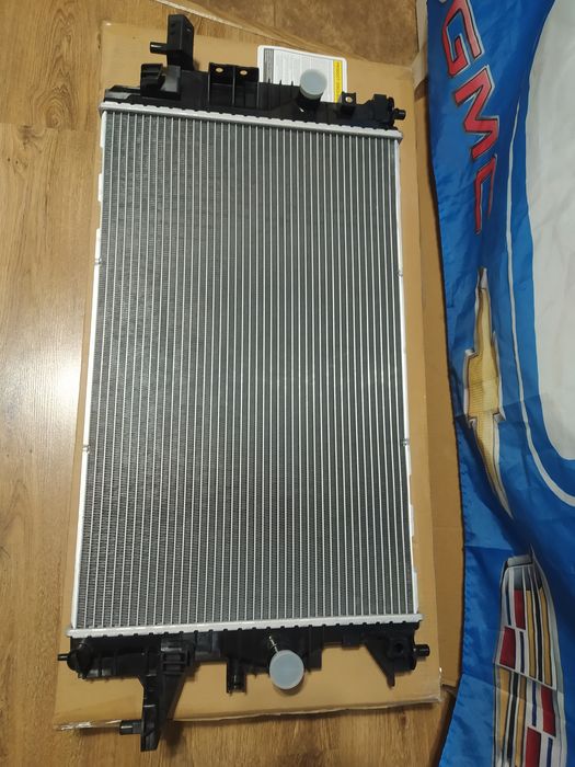 Радіатор основний, кондиціонера Chevrolet VOLT 2 2016-2019 в НАЯВНОСТІ