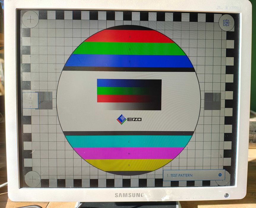 Monitor Samsung Syncmaster 961BF