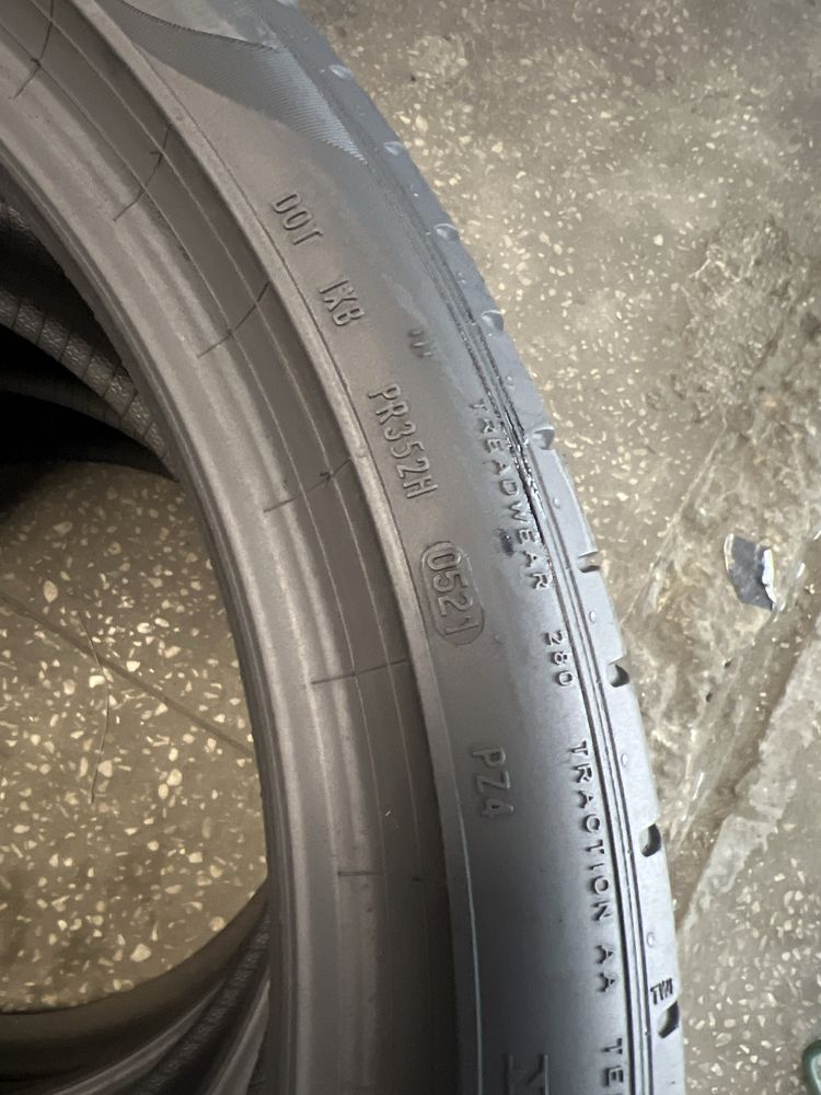 Продаж шин бу 275.35.22 Pirelli PZero