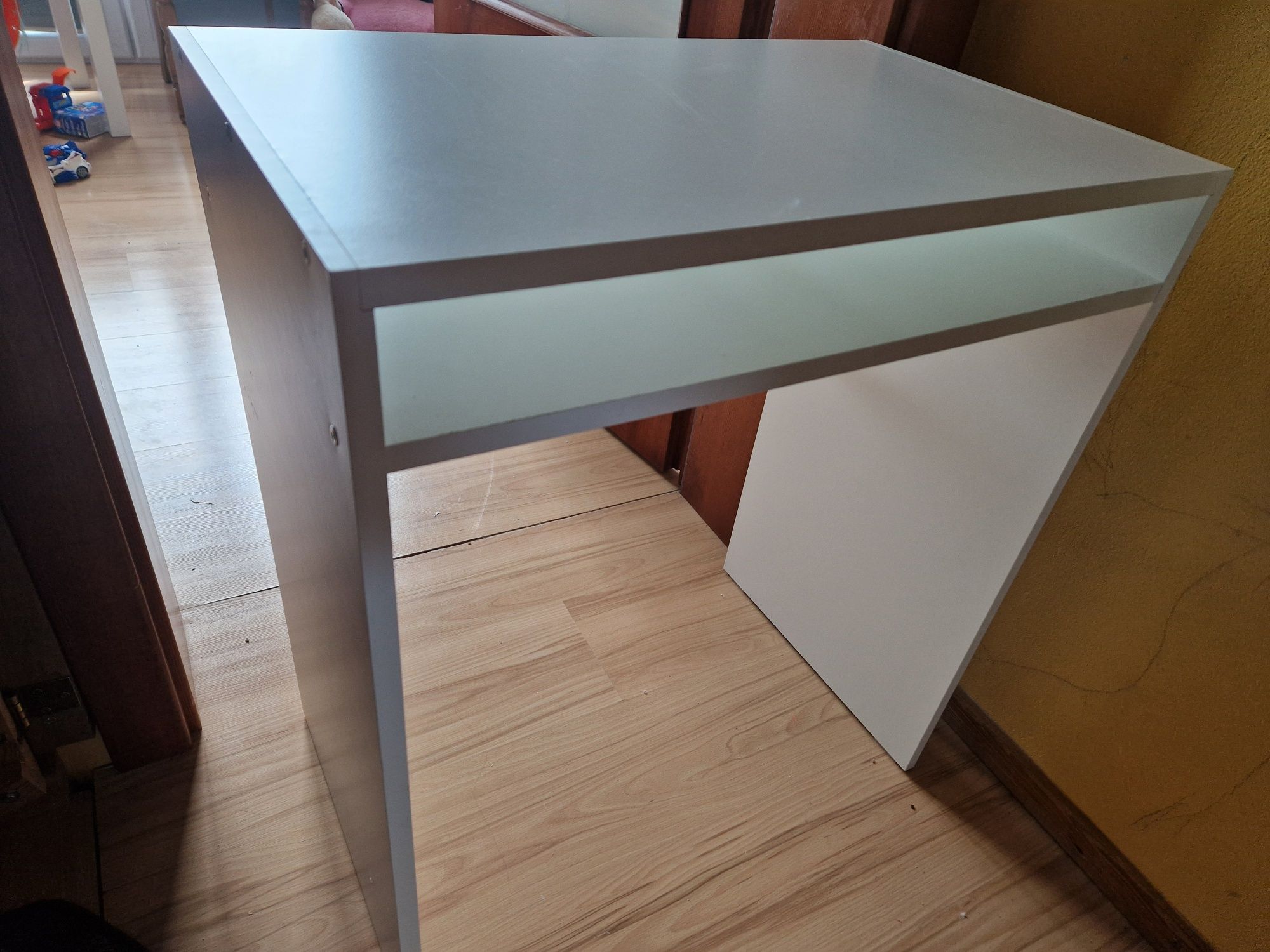 Biurko Ikea dla dzieci