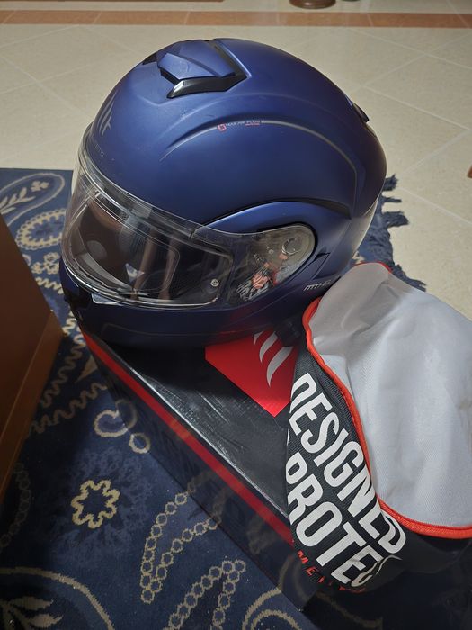 Capacete MThelmet modular