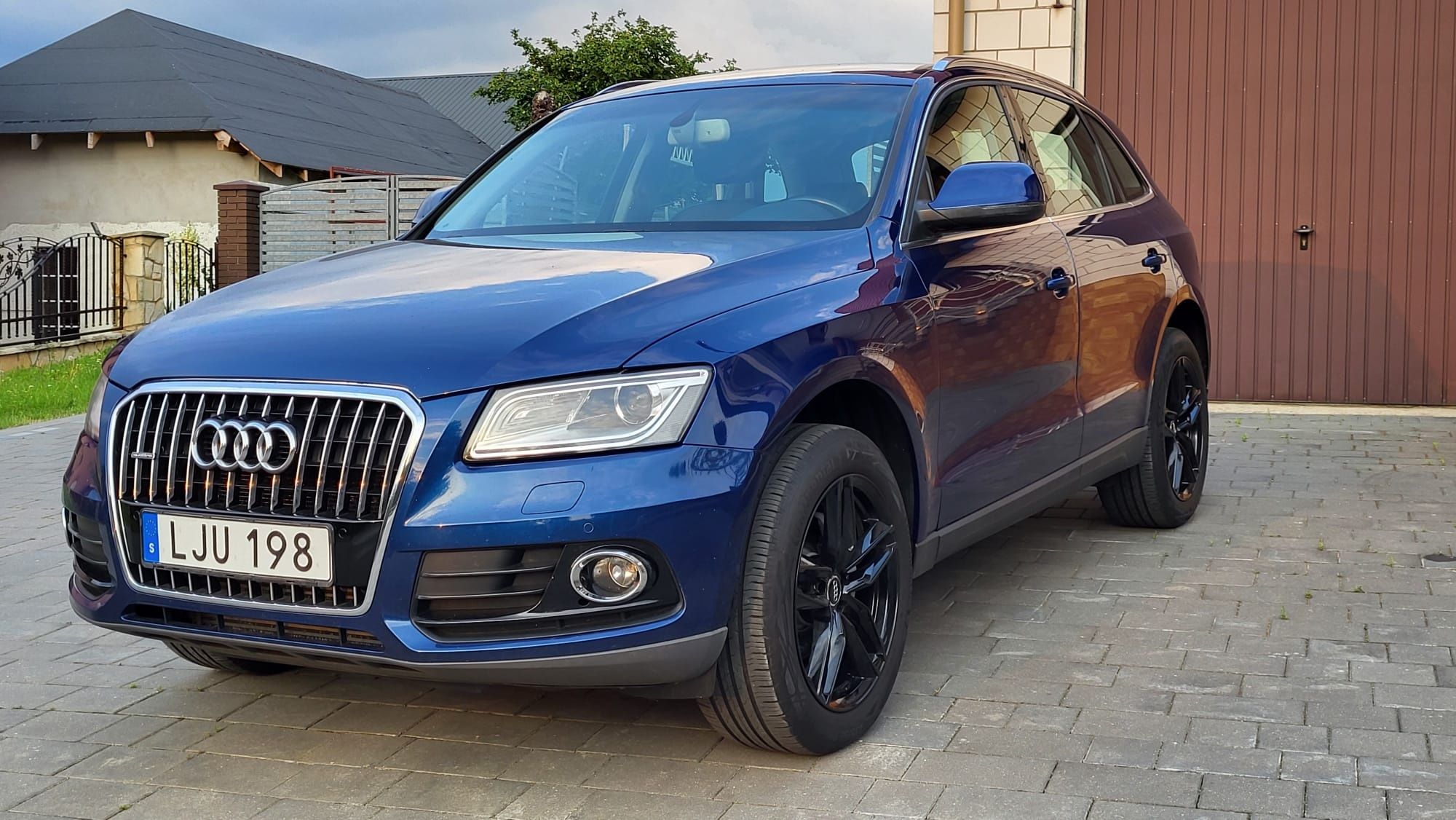 Audi Q5 2,0 d Automat