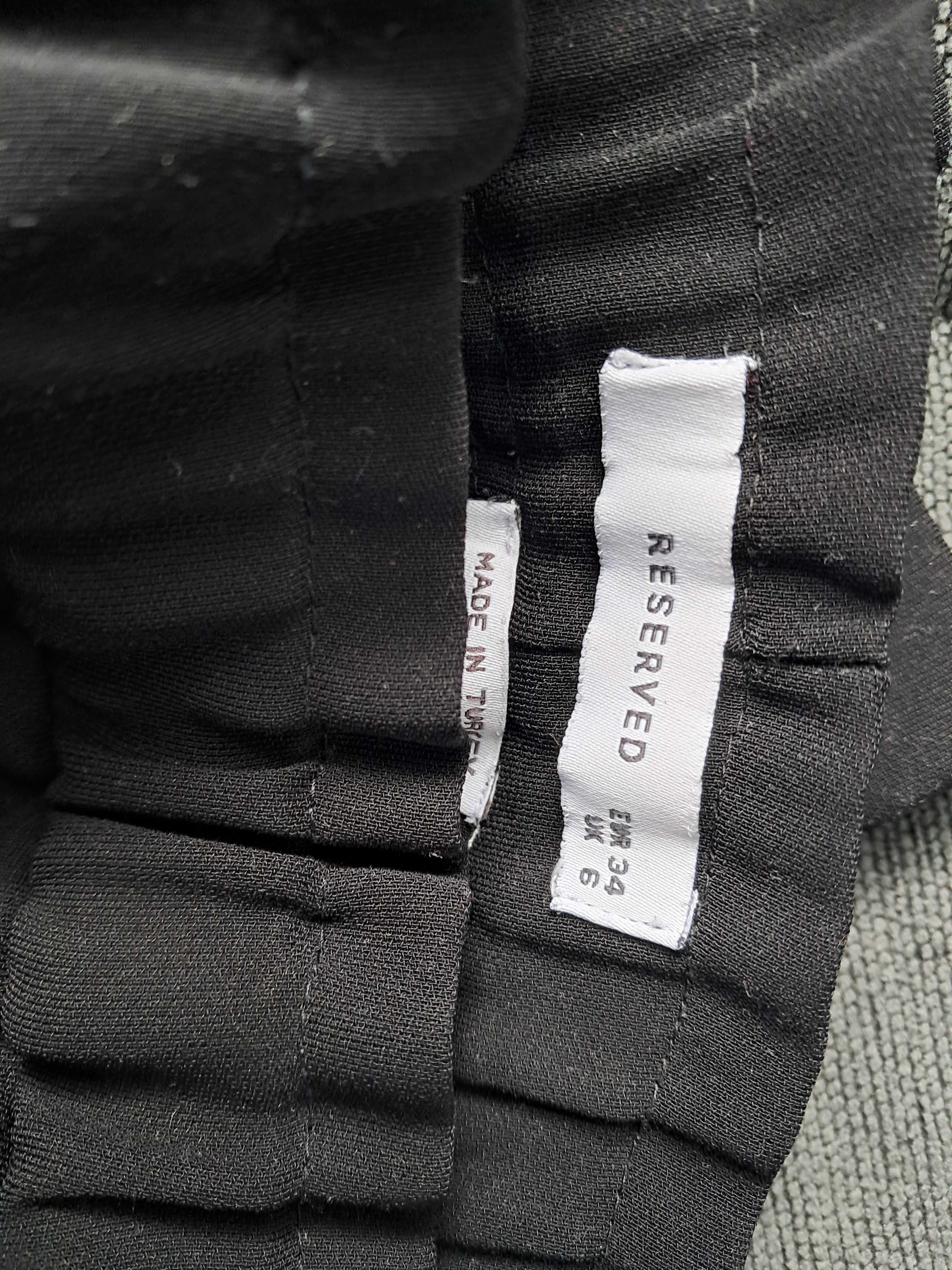 Spodnie reserved xs