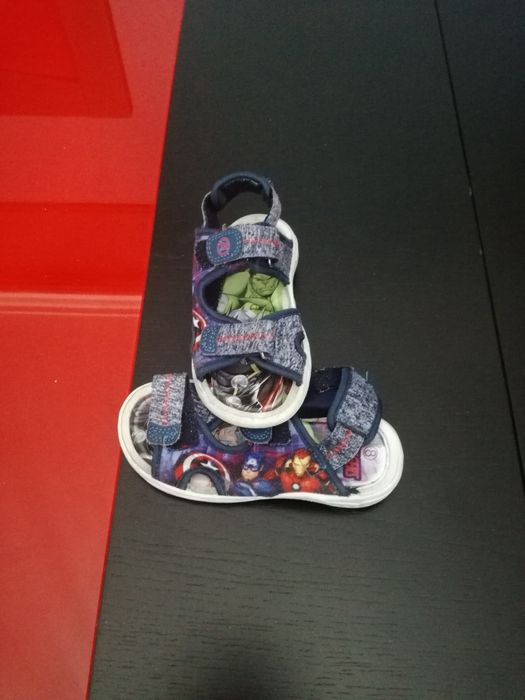 Sandalias Vingadores 28
