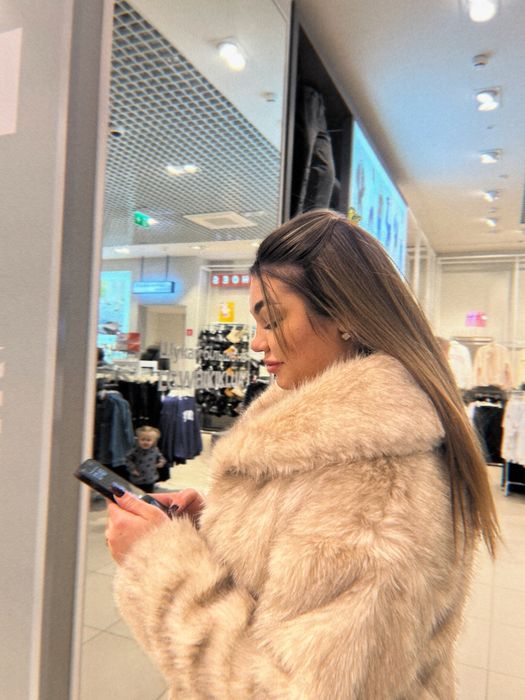 Шубка зі штучного хутра розмір М