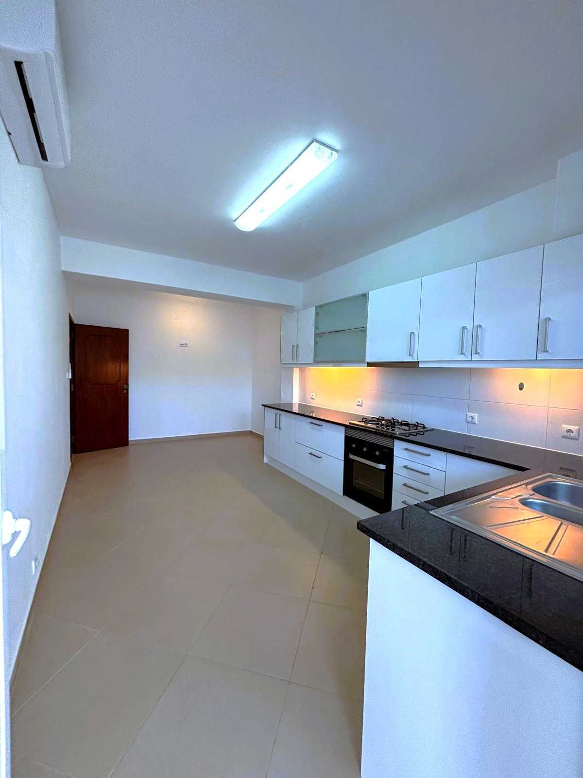 Apartamento T3 Arrendamento Anual – Loulé