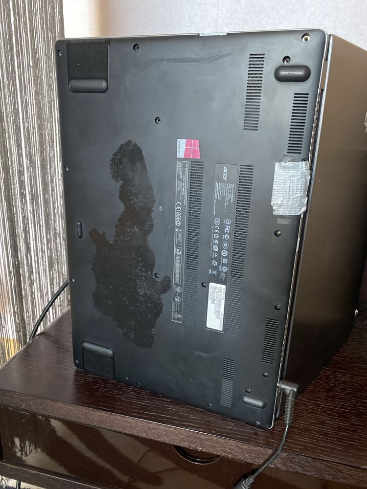 Acer M5 583P 15.6"