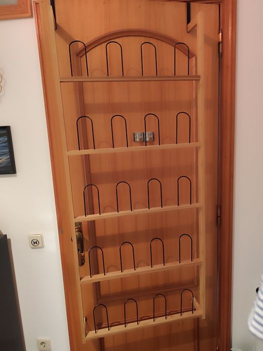 Sapateira de porta