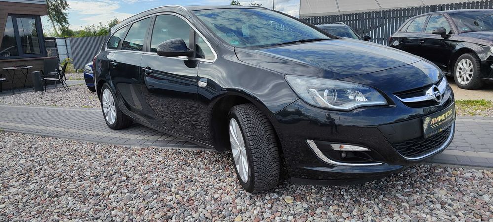 Opel Astra 1,4 benzyna Sports Tourer
