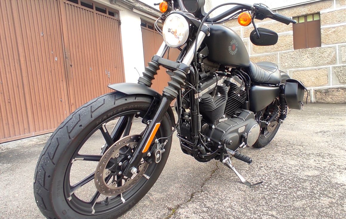 Harley Davidson 883 iron Sportster 2019