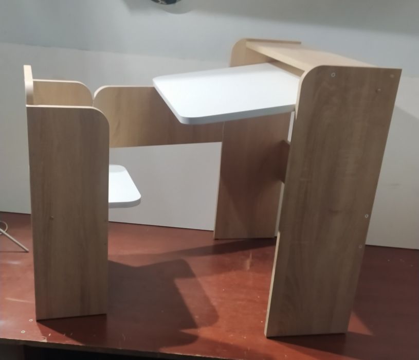 Дитячий стіл-трансформер (парта)