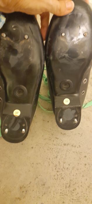 Bota DeRodas Hoquei 37