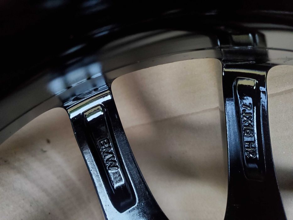 Alufelgi 16 5x120 Czarne BMW 1 3 E87 F20 F21 E46 E90 F30 F31 647#