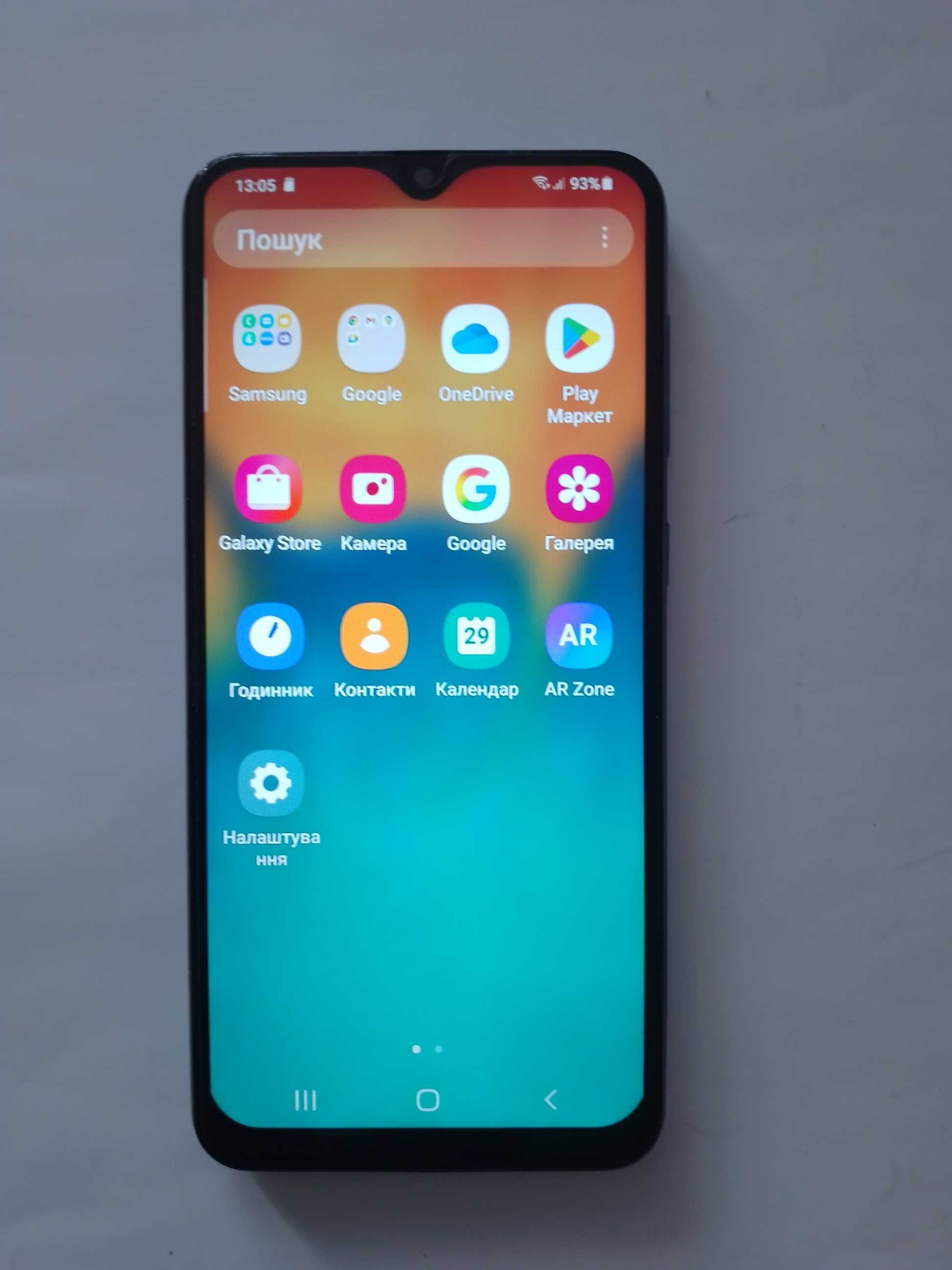 Смартфон Samsung Galaxy A30 3/32GB SM-A305FN/DS