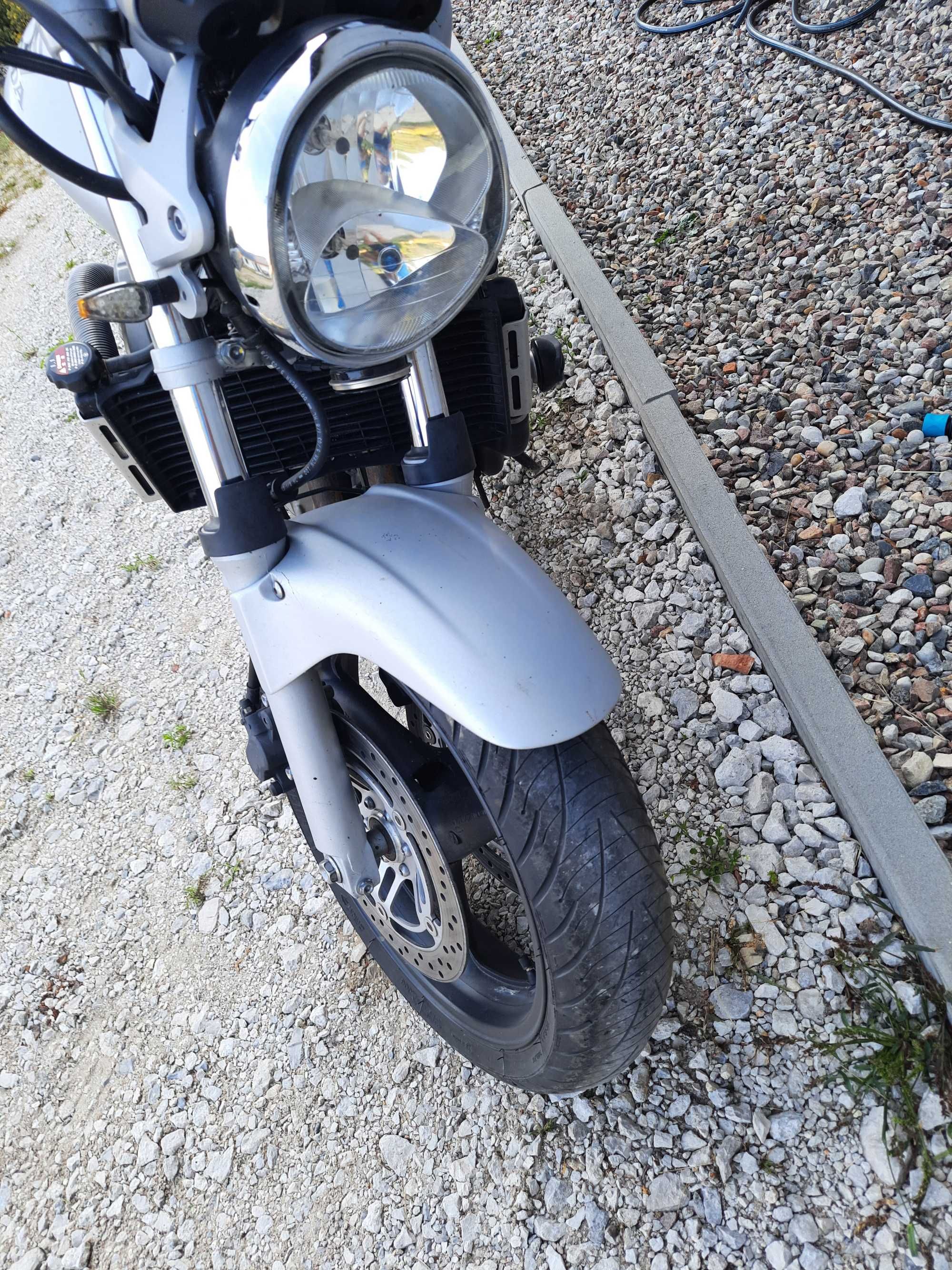 Honda hornet 2004