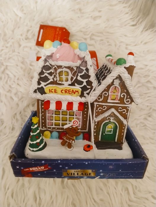 Domek do miasteczka świątecznego lampki LED Boże Narodzenie