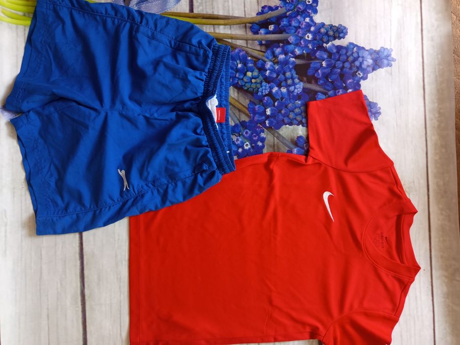 Одяг для спорту для хлопчика 134