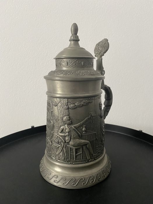 Przepiękny kufel cyna