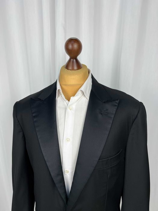 ISAIA Super 150`s Wool Tuxedo Suit костюм смокінг ІСАЯ Церемоніальний