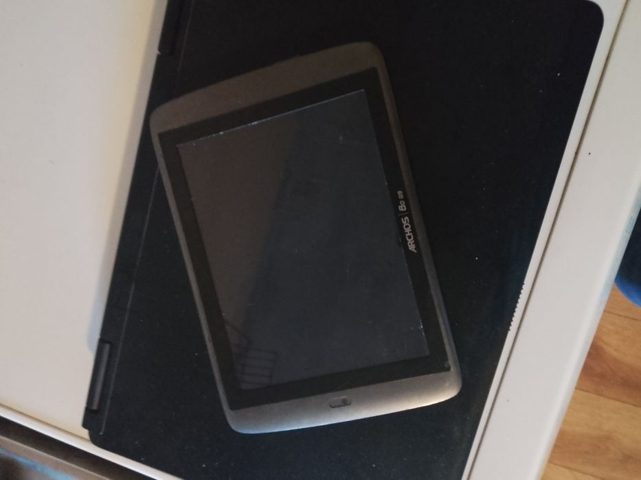 Laptop i tablet działa