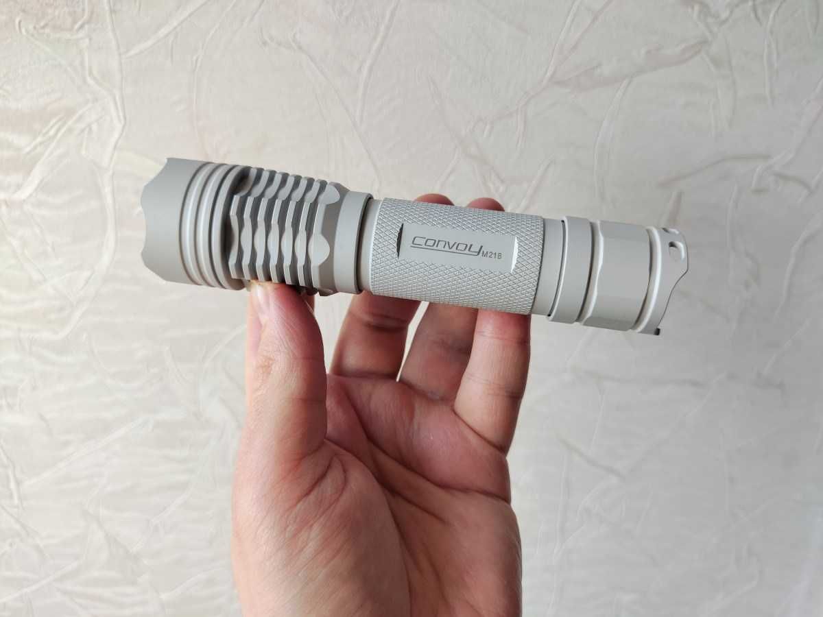 Конструктор в сборке MAO Convoy M21B XHP70.3 Hi