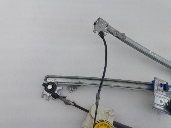 Elevador vidros frente direito VOLKSWAGEN Golf IV (1J1)