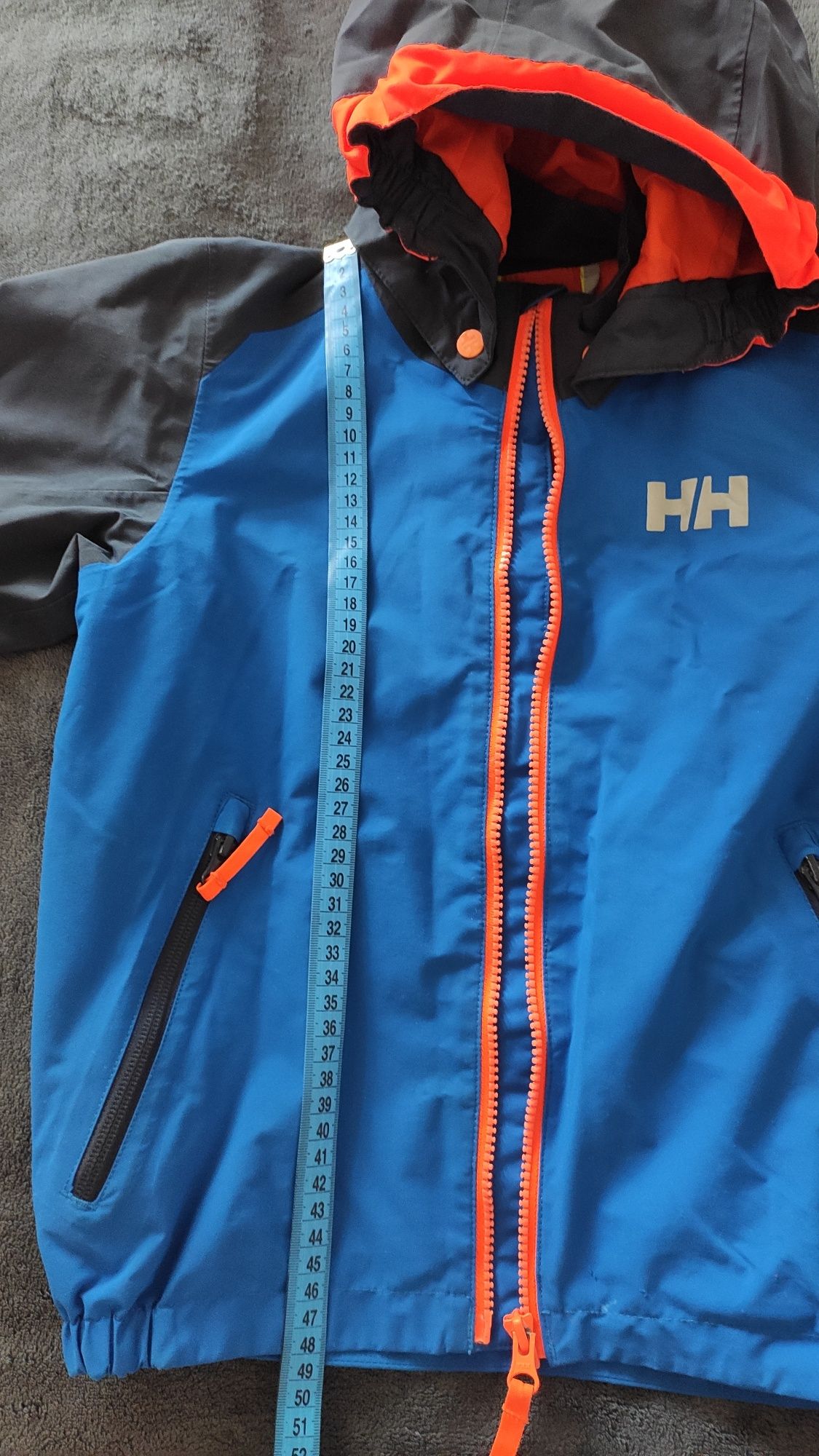 Курточка куртка 116/122 весна-осінь Helly Hansen