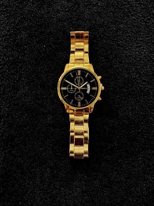 Relógio De Luxo Moderno Dourado