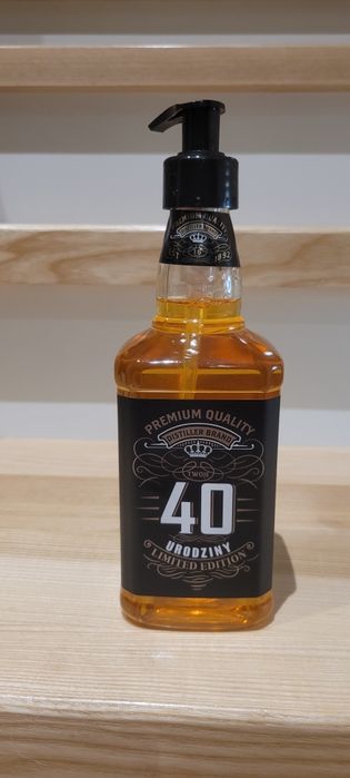 Mydlo w płynie 40 lat urodziny prezentwhiskey