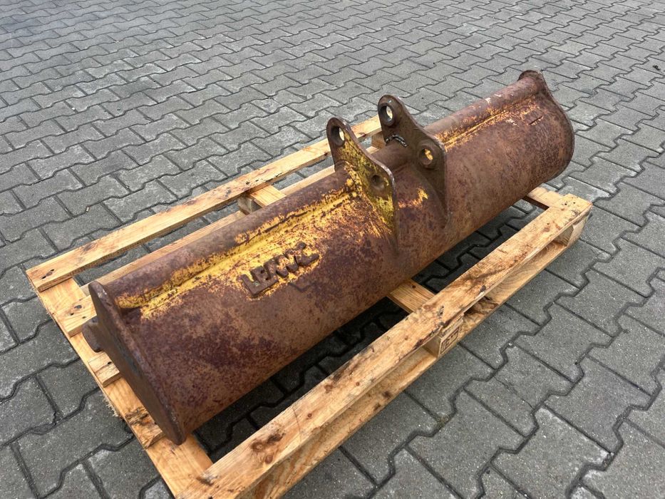 Łyżka skarpowa minikoparki szerokość 120cm, sworzeń fi 32mm skarpówka