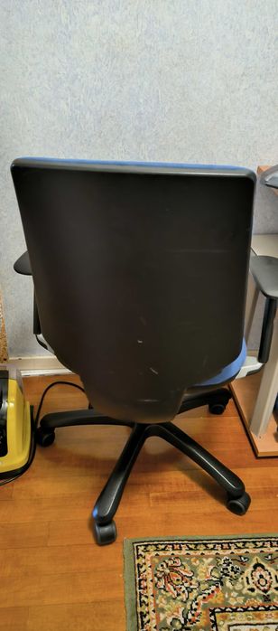 Vendo cadeira ergonómica como nova