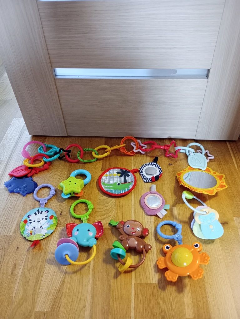 Mata Fisher price z pianinkiem