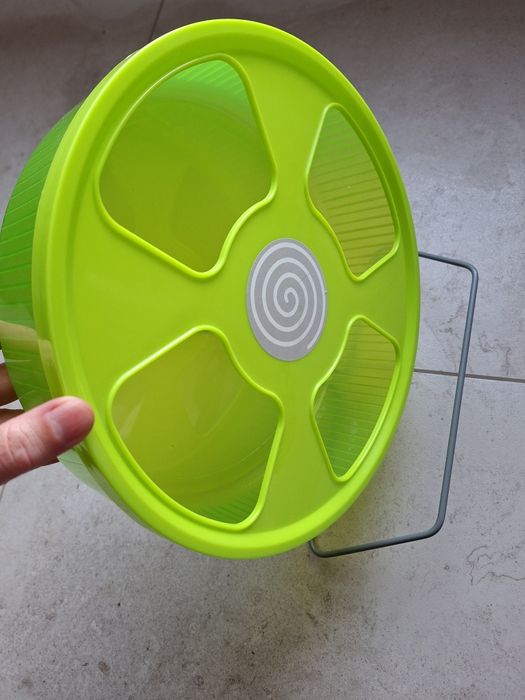 Nowy kołowrotek Trixie 28 cm