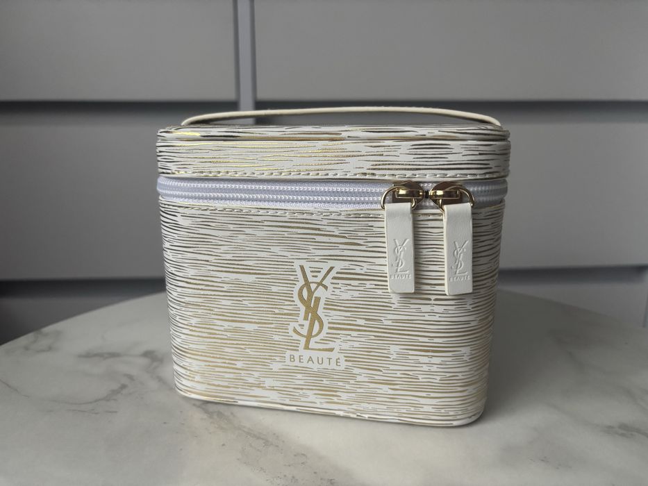 Kuferek Yves Saint Laurent Beaute