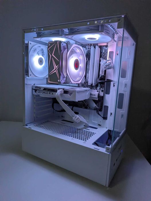 Cały Biały Komputer Gamingowy R5 7500F/RTX5060/32GB DDR5/600W, FVAT23%